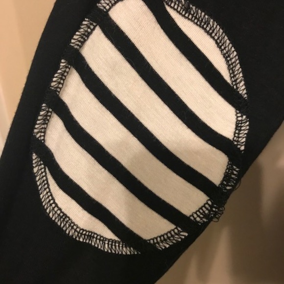 Coco and Main Black Button Back Top - Picture 7 of 7